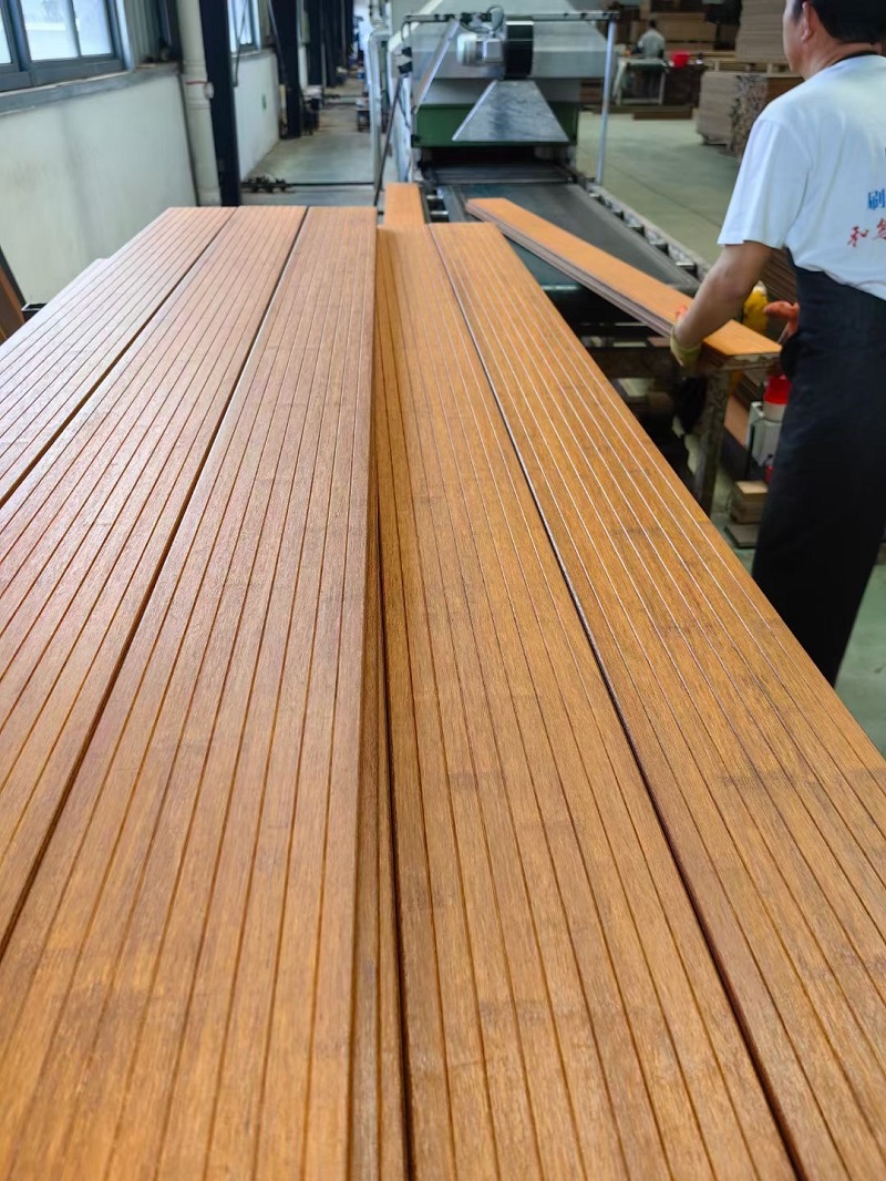 How to Oil Bamboo Decking