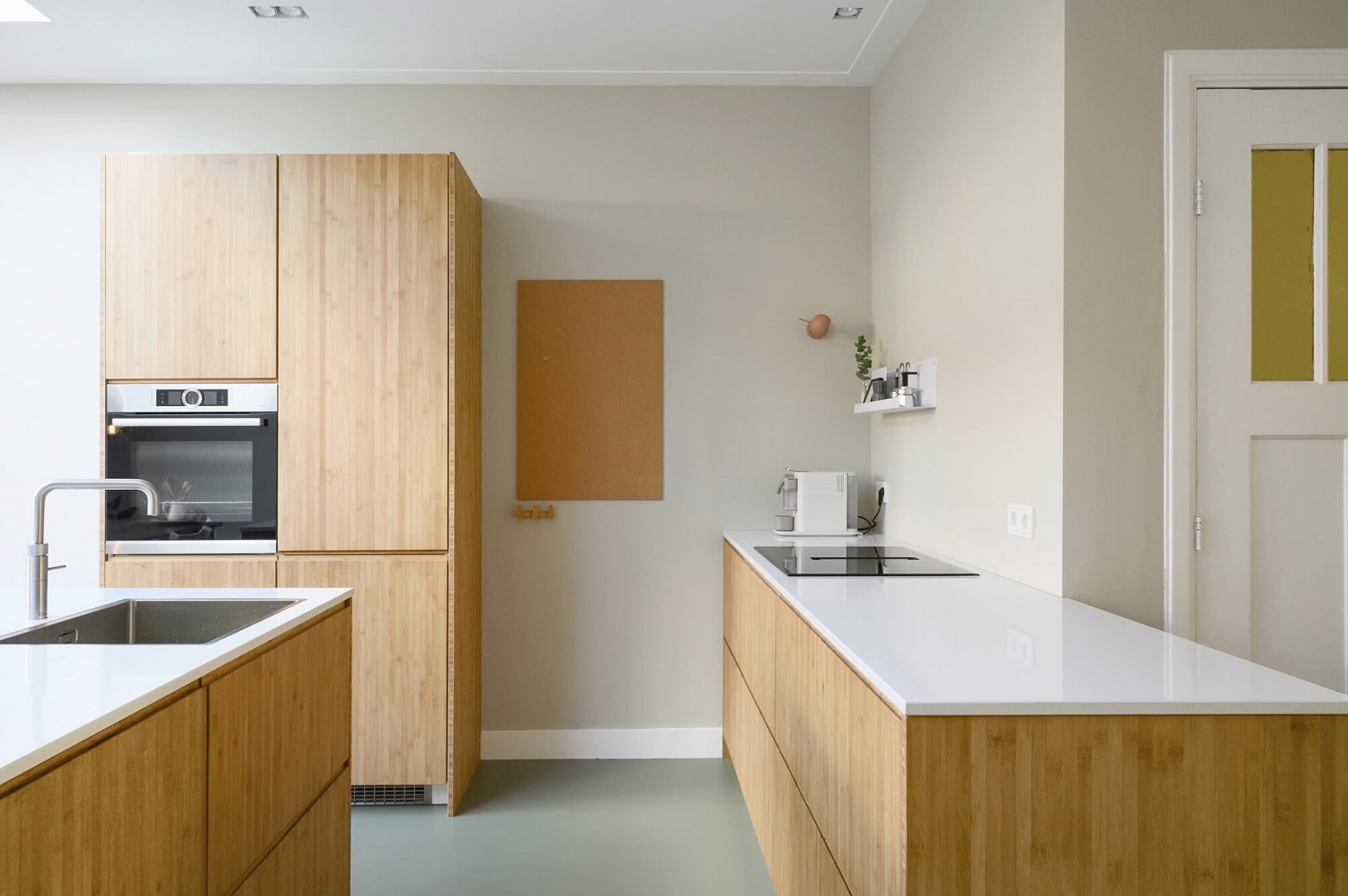 Bamboo Plywood for Eco-Friendly Cabinetry: Sustainable Interior Design