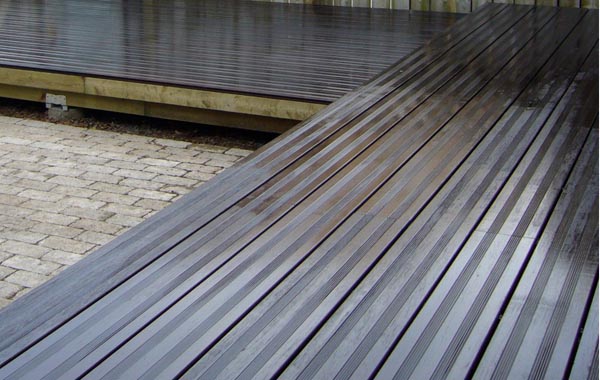 outdoor bamboo decking