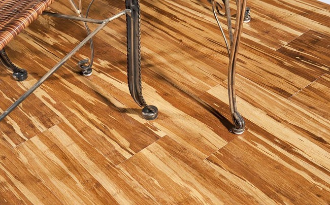 Flavoring Your Living-room with Bamboo Flooring